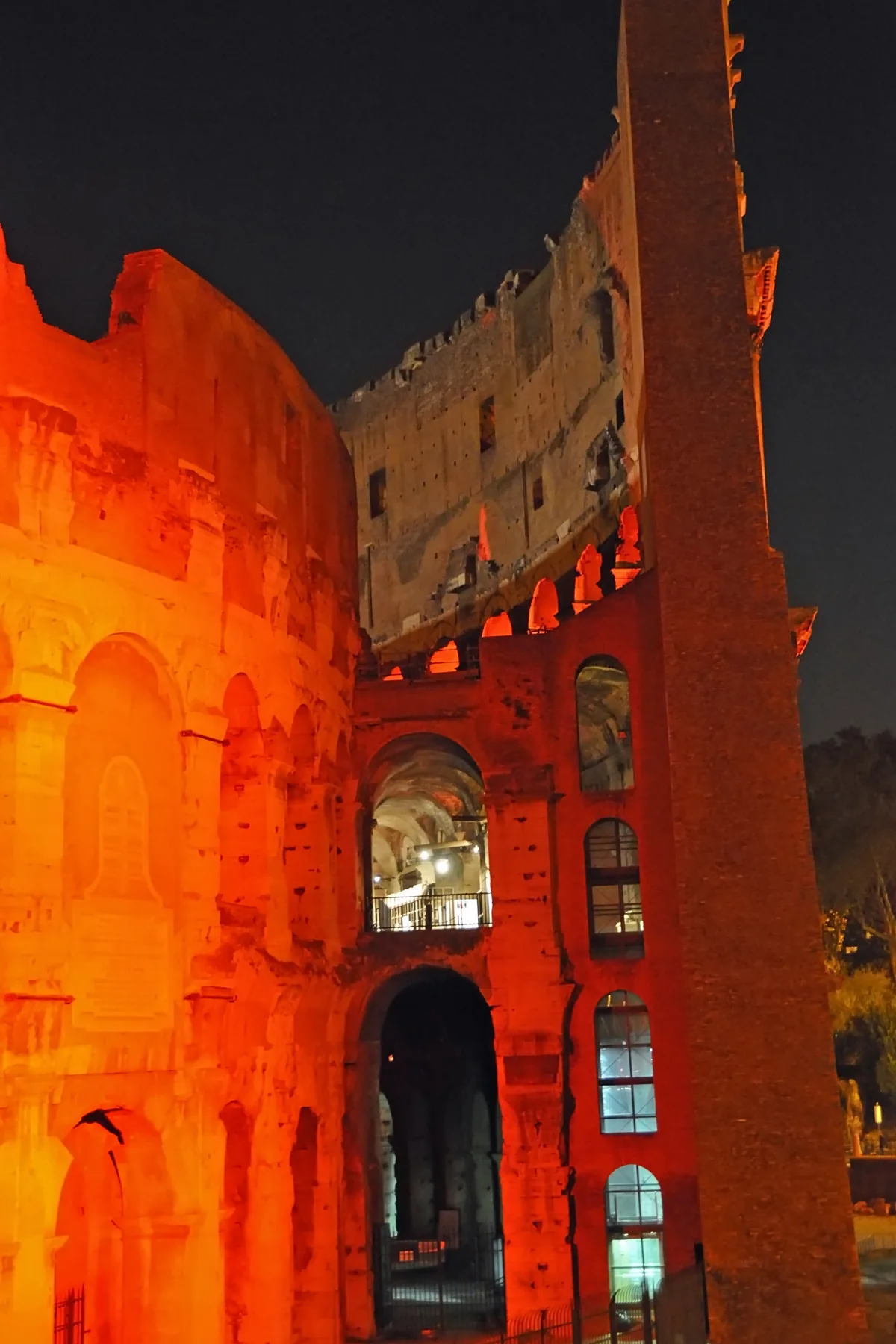 Discover iconic destinations worldwide